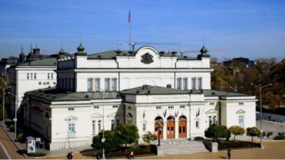 Накаленная политическая атмосфера за неделю до начала работы нового парламента