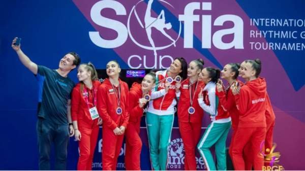 Золотая и серебряная медали для болгарской юниорской сборной по художественной гимнастике