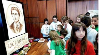 Личность Апостола свободы – источник вдохновения для детей из болгарской школы им. Левского в Саарбрюккене
