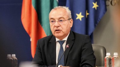 Бюджет-2026 год не включает политики правительства, но отвечает его принципам