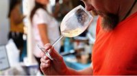 Болгарские и зарубежные винопроизводители представят более 350 видов вина и спиртных напитков в Бургасе