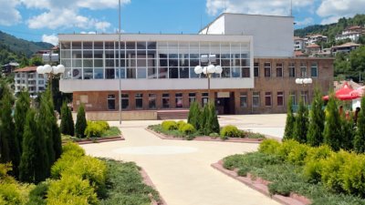 Более 200 любителей народных танцев собираются в Смоляне для 4-го сбора общего болгарского хоро