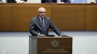 Премьер призвал парламент законодательно урегулировать статус имени БПЦ