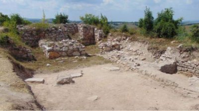 Крепость &laquo;Малое кале&raquo; у Ямбола воздвигнута в 11-ом веке