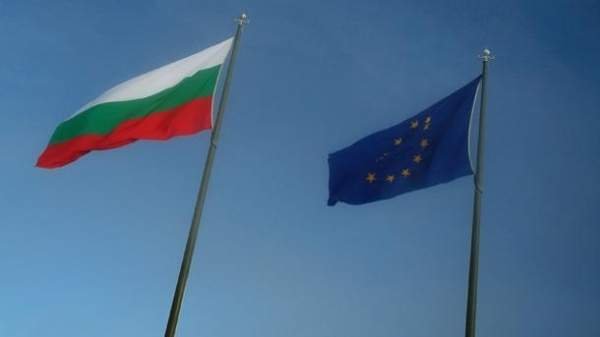 Болгария на втором месте среди стран-членов по доверию к ЕС