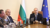Правительство планирует бюджет с дефицитом, превышающим 3%
