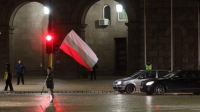 Конец ежедневным протестам, все чаще болгары думают о выборах в марте
