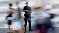 В Испании полицейские застрелили мужчину с поясом смертника, есть предположения, что это подозреваемый в совершении теракта в Барселоне