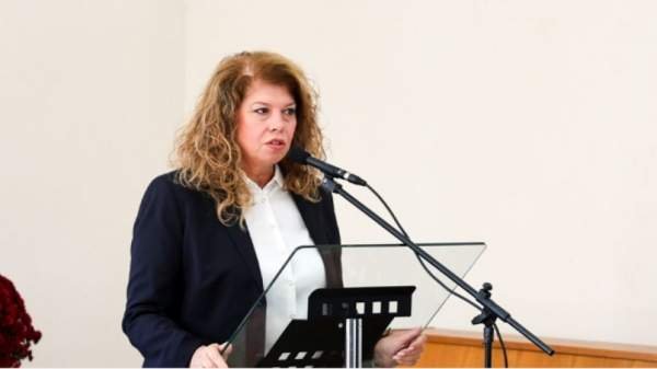 Вице-президент Илияна Йотова назвала новое Народное собрание 
