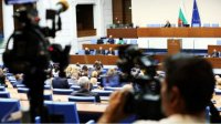 Первый бюджет Болгарии в евро – между двумя чтениями в Народном собрании и волной недовольства