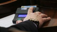 Парламент принял поправки в Закон о социальных услугах