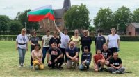 Мирослав Енев сплачивает болгарских эмигрантов в Бельгии ритмами народных танцев