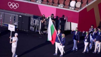 Мария Гроздева вынесла болгарский флаг в Токио