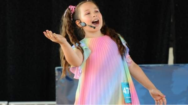 Болгарская девушка станет частью балканского трио на фестивале 