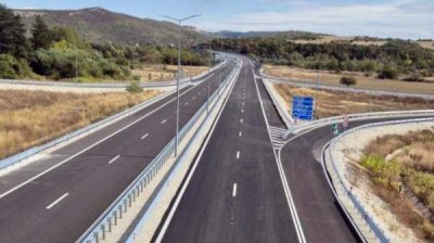 Открыто для движения 10 новых километров автомагистрали &quot;Хемус&quot;