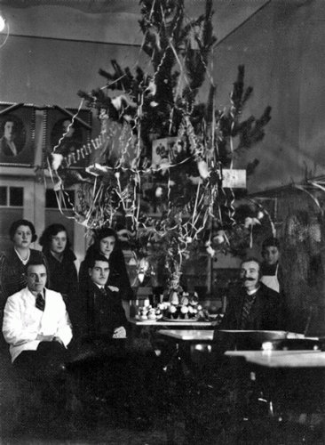 Когда появилась первая рождественская елка в Болгарии?