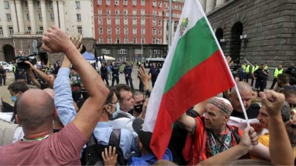 57-ой день не затихают антиправительственные протесты в Софии