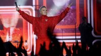 Аресты в Софии за вымогательство взятки у команды Робби Уильямса
