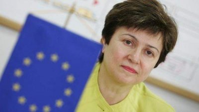 Еврокомиссар Кристалина Георгиева оценила высоко работу службы гражданской защиты Болгарии