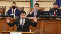 Болгария разграничивается от санкций, которые не может себе позволить