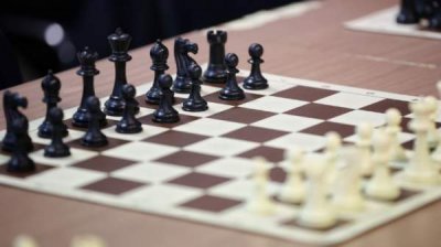 Чепаринов и Салимова остаются в элите чемпионата мира по быстрым шахматам