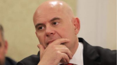 Экс главный прокурор зарегистрировал движение "Справедливость для Болгарии"