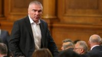 Прокуратура предъявила обвинение лидеру представленной в парламенте партии „Воля“ Веселину Марешки