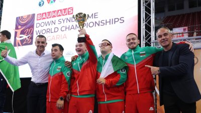 Наши гимнасты с синдромом Дауна заняли третье место на чемпионате мира в Софии