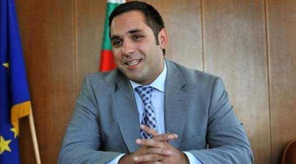 Министр экономики обсудил торгово-экономические отношения с послом Республики Беларусь в Болгарии