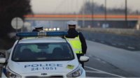 После долгого преследования полиция задержала автомобиль с мигрантами