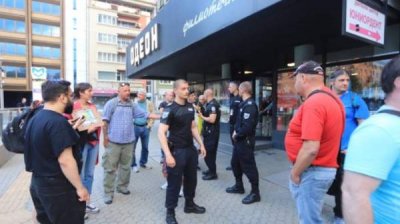 Специализированные органы проверяют вторжение сторонников партии "Возрождение" в кинотеатр "Одеон"