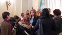 Вице-президент привезла пасхальные куличи болгарам в регионе Эмилия-Романья