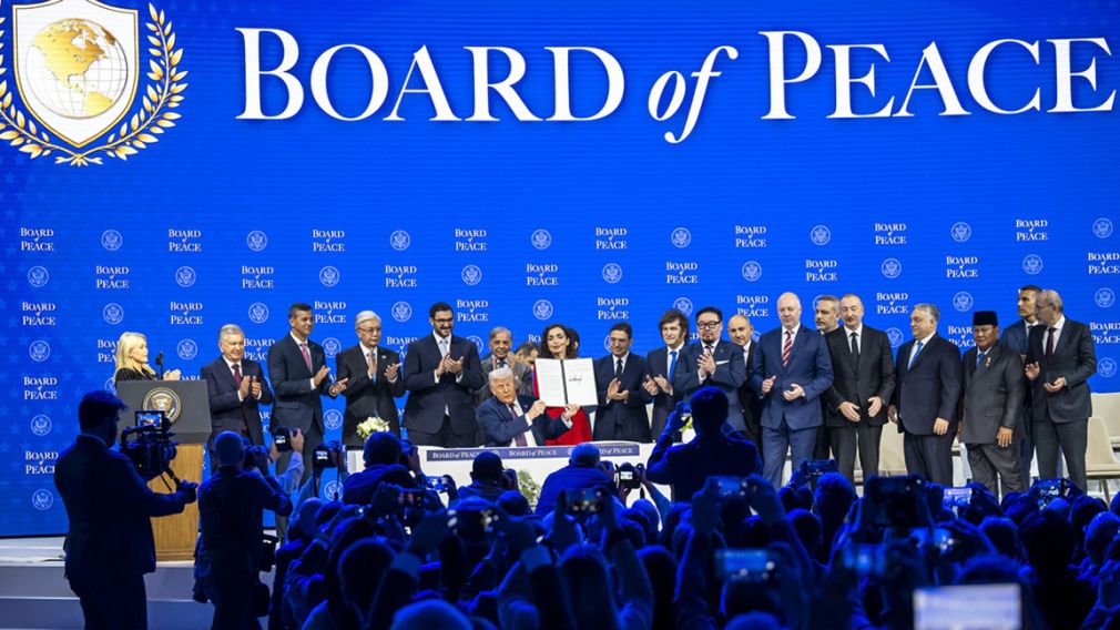 Болгария подписала в Давосе хартию &laquo;Совета мира&raquo; по Газе