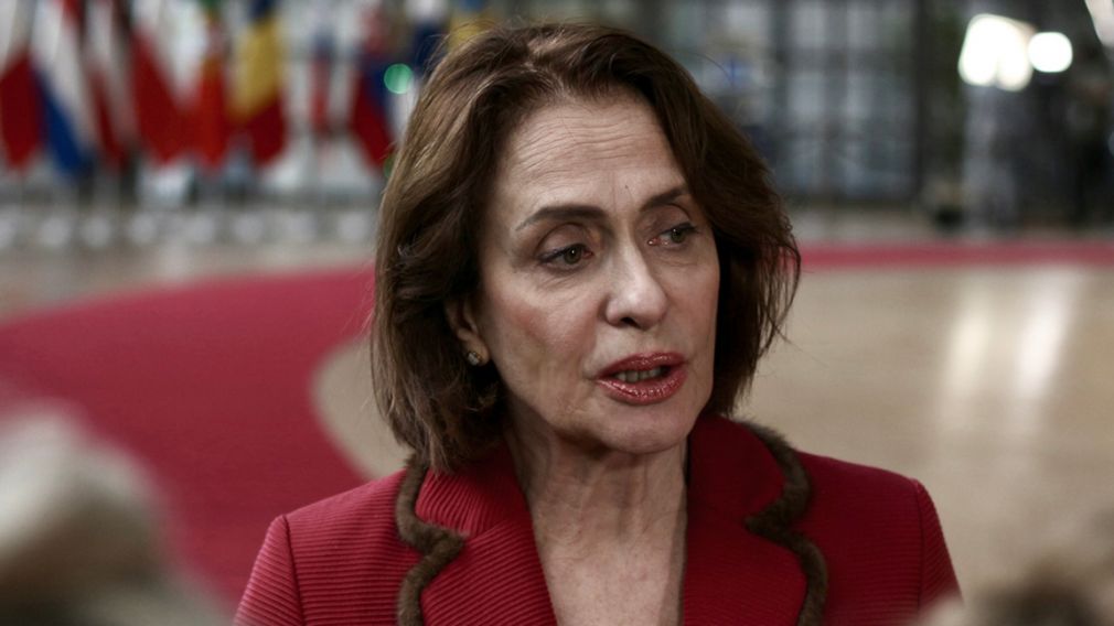 Глава МИД: Мы поддерживаем усилия по обеспечению судоходства в Ормузском проливе