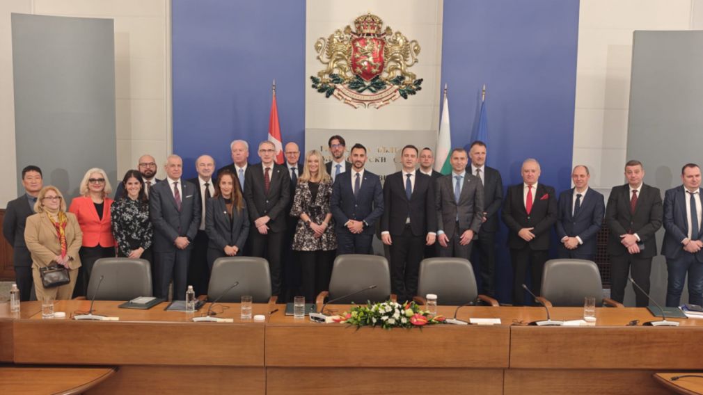 Болгария подписала стратегический договор по новым блокам АЭС "Козлодуй"