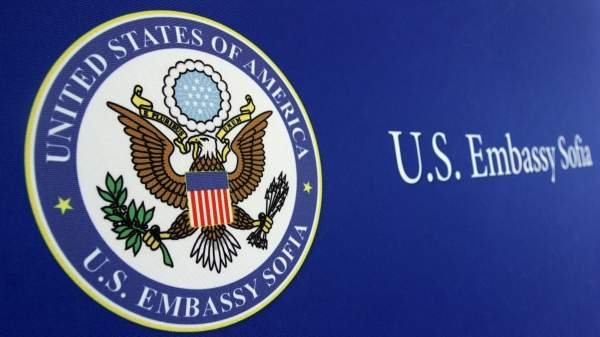 Посольство США в Софии приостановило выдачу виз гражданам семи стран