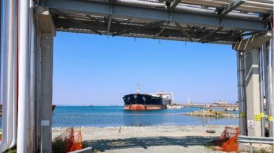 Новая зона контроля танкеров в Бургасе из-за загрязнения воздуха