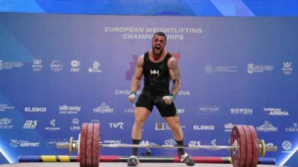 Два рекорда мира и золото чемпионата Европы у Карлоса Насара