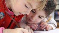 ЮНИСЕФ-Болгария разъясняет порядок приема детей из Украины в болгарские школы и детские сады
