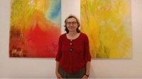 Марианжела Анастасова создает живописный мир, рожденный в диалоге с водными цветными пятнами