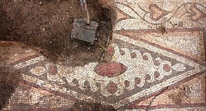 Уникальные римские постройки и средневековый некрополь были найденные в болгарском Поморие