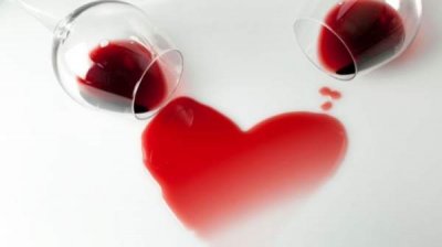 14 февраля – праздник вина и/или любви?