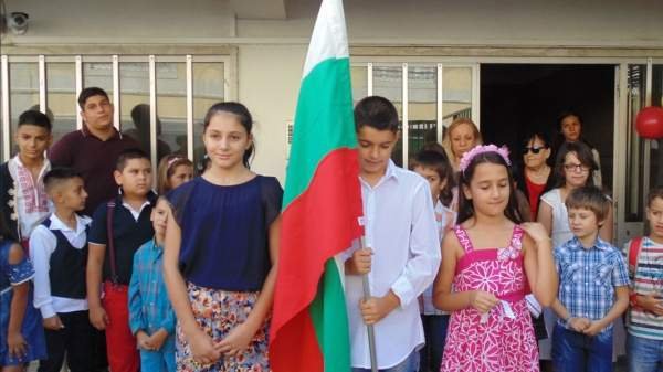Болгарская школа в Лиссабоне встретит Пасху крашеными яйцами и куличом