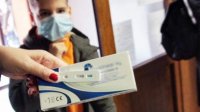 За два дня 11 школьников с положительными тестами на коронавирус