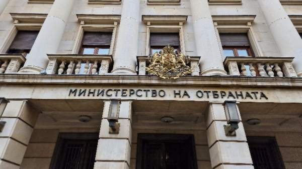 Министр обороны предложил пункты управления госорганами в военное время