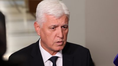 Министр обороны рассчитывает на противоракетную оборону НАТО