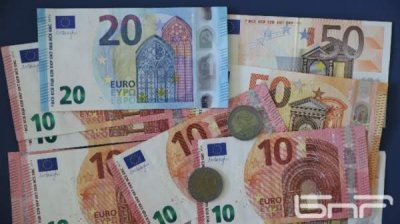 Болгарин берет ипотечный кредит на сумму 92 тыс. евро и выплачивает его сроком на 25 лет