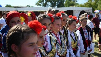 Правительство выделило средства для болгарских общин в Украине и Молдове