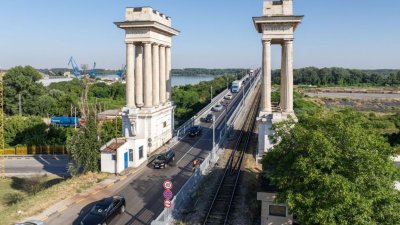 Открывают движение по отремонтированному участку Дунайского моста у Русе