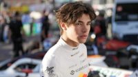 Цолов выиграл второй подряд поул Формулы-3